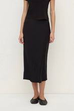 Amaris Silk Skirt Black