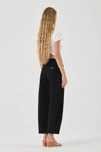 Gigi Barrel Forever Black